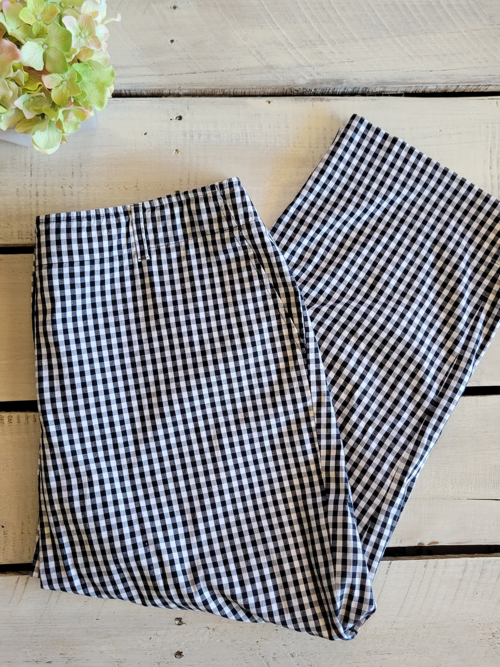 Talbots Black and White Checkered Capris Sz 10